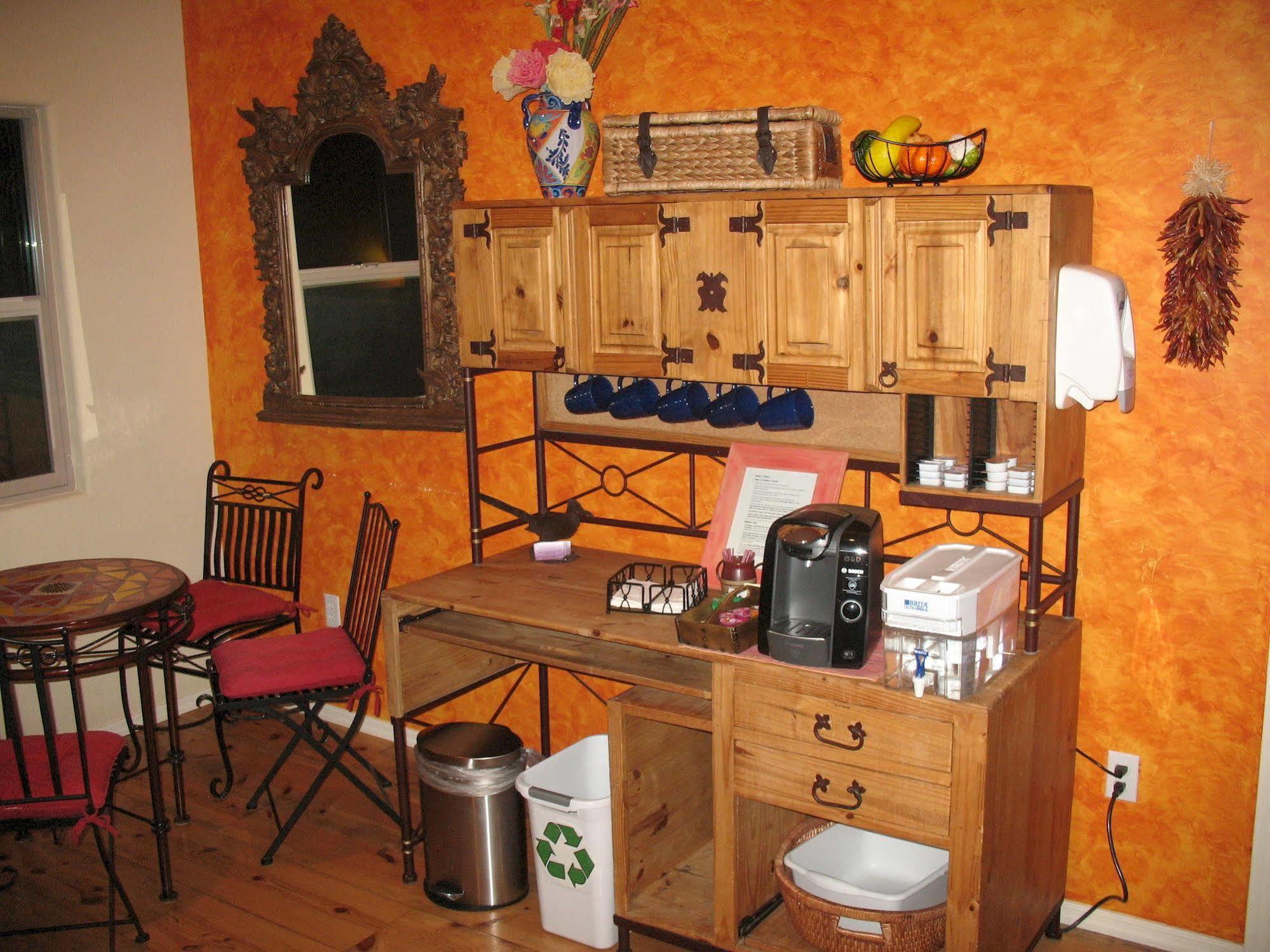 טוסון Desert Sol Bed & Breakfast מראה חיצוני תמונה